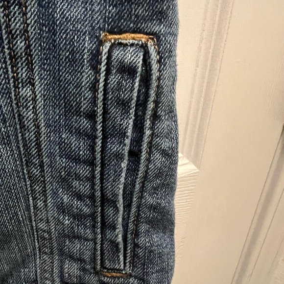 American Eagle Woman’s Small Sleeveless Vest with Patches and Pockets - Picture 8 of 14